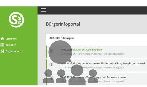 Das Bild zeigt den Bildschirm des Bürgerinfoportals, links ein grünes Übersichtsmenü, in der Mitte der Sitzungskalender, darunter vier stilisierte Personen mit einer Sprechblase darüber in dunkelgrauer Farbe
